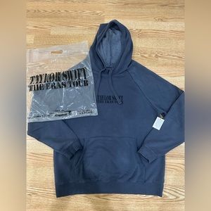 Taylor Swift NWT The Eras Tour U.S. Dates Washed Blue Sweatshirt size Medium